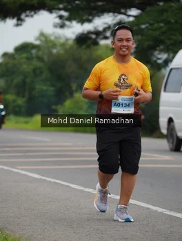Runner Photo 2047634