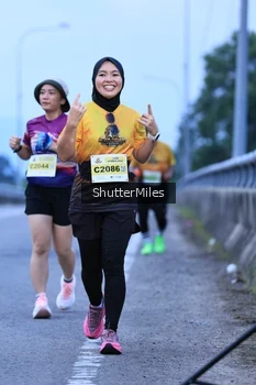 Runner Photo 2047672