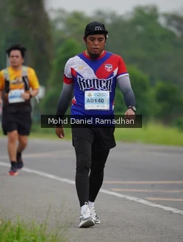 Runner Photo 2047710