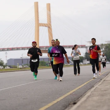 Runner Photo 2047712