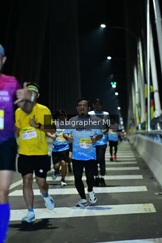 Runner Photo 2047802