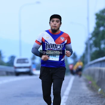 Runner Photo 2047836