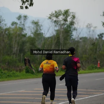 Runner Photo 2047948