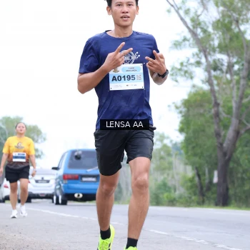 Runner Photo 2048082