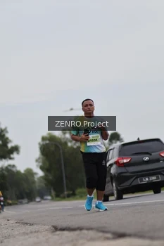 Runner Photo 2048083