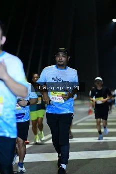 Runner Photo 2048101