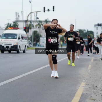 Runner Photo 2048224