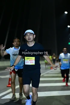 Runner Photo 2048521