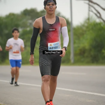 Runner Photo 2048608
