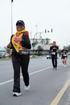 Runner Photo 2048623