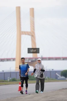 Runner Photo 2048744