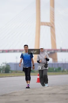 Runner Photo 2048760