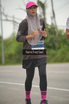 Runner Photo 2048776