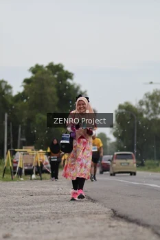 Runner Photo 2048796