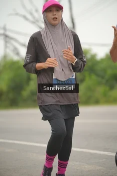 Runner Photo 2048844