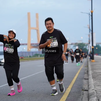 Runner Photo 2048857