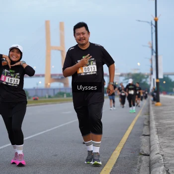 Runner Photo 2048860