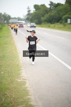 Runner Photo 2048886