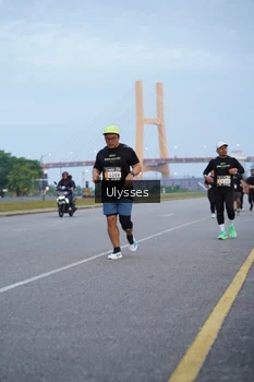 Runner Photo 2048938