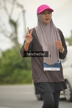 Runner Photo 2048957