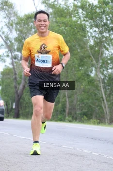 Runner Photo 2048971