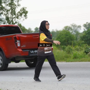Runner Photo 2049034