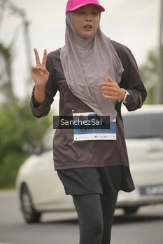 Runner Photo 2049049