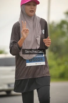 Runner Photo 2049050