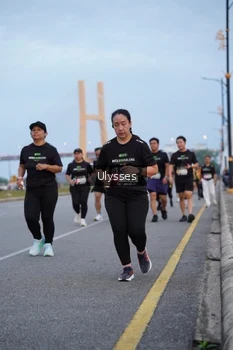 Runner Photo 2049113
