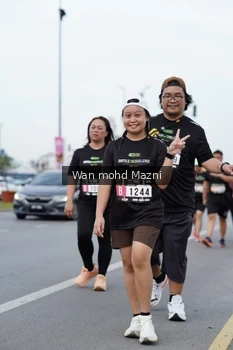 Runner Photo 2049175