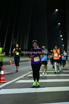 Runner Photo 2049211