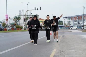 Runner Photo 2049295