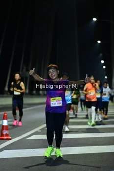 Runner Photo 2049342