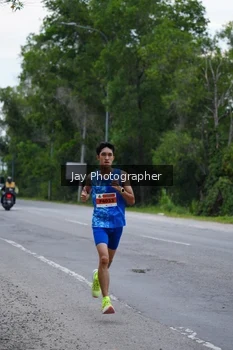 Runner Photo 2049373