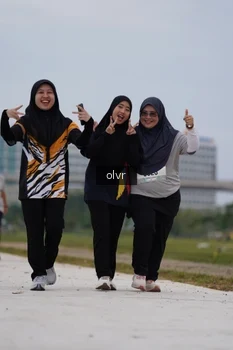 Runner Photo 2049376