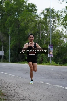 Runner Photo 2049441