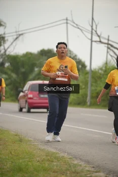 Runner Photo 2049442