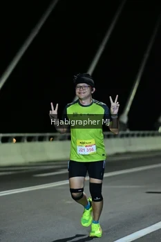 Runner Photo 2049465