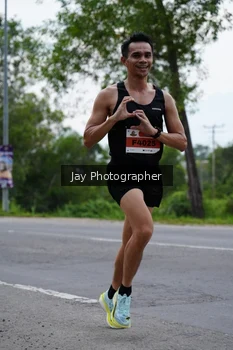 Runner Photo 2049483