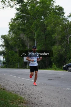 Runner Photo 2049490