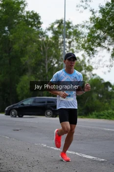 Runner Photo 2049510