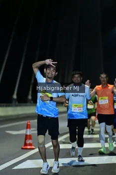 Runner Photo 2049511
