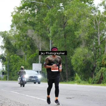 Runner Photo 2049598