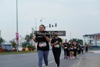 Runner Photo 2049647