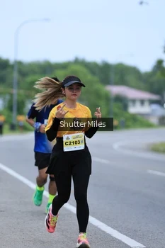 Runner Photo 2049710