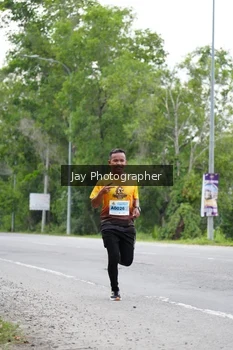 Runner Photo 2049718