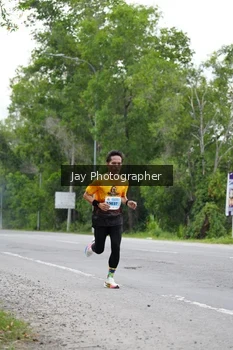 Runner Photo 2049750