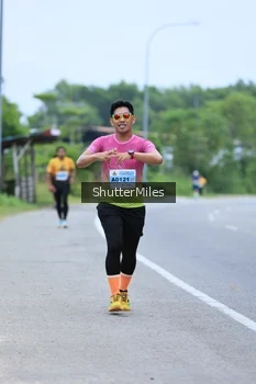 Runner Photo 2049754