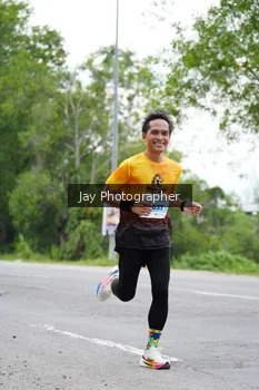 Runner Photo 2049773