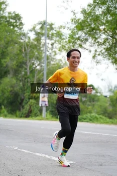 Runner Photo 2049791